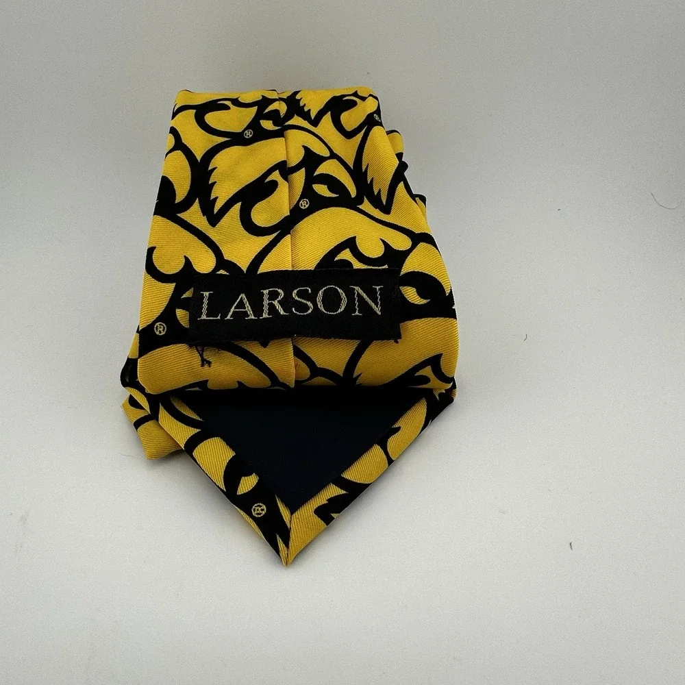 Iowa Hawkeyes Necktie Tie by Larson 100% Polyester University of Iowa